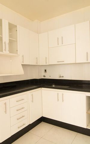 Apartamento à venda com 80m², 4 quartos e 1 vagaCozinha