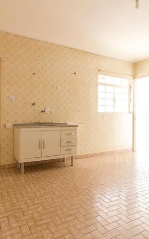 Casa para alugar com 100m², 2 quartos e sem vagaCozinha 
