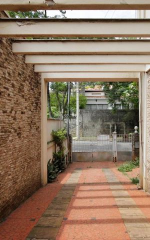 Casa para alugar com 500m², 4 quartos e 8 vagasÁrea Externa