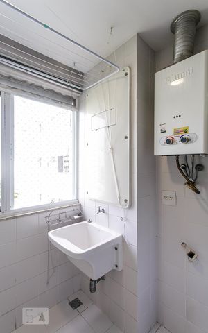 Apartamento à venda com 78m², 2 quartos e 2 vagasÁrea de serviço