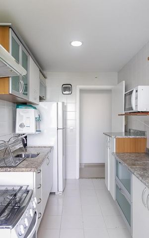 Apartamento à venda com 78m², 2 quartos e 2 vagasCozinha