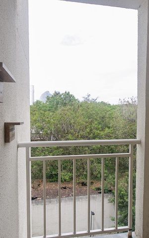 Apartamento para alugar com 55m², 2 quartos e 1 vagaVaranda