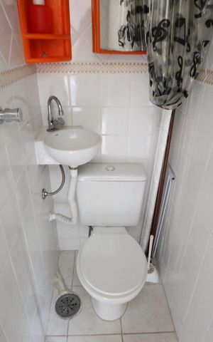 Apartamento à venda com 76m², 3 quartos e 1 vagabanheiro de serviço
