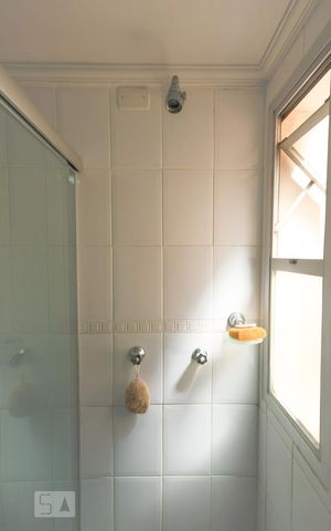 Apartamento para alugar com 75m², 2 quartos e 1 vagaBanheiro 