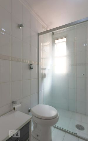 Apartamento para alugar com 75m², 2 quartos e 1 vagaBanheiro 