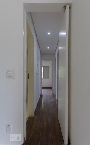 Apartamento à venda com 68m², 3 quartos e 2 vagas Apartamento à venda com 68m², 3 quartos e 2 vagasAcesso aos quartos