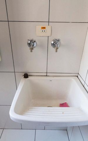Apartamento à venda com 68m², 2 quartos e 1 vagaÁrea de serviço