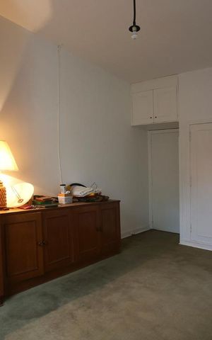 Casa à venda com 350m², 3 quartos e 4 vagas Casa à venda com 350m², 3 quartos e 4 vagasQuarto 1