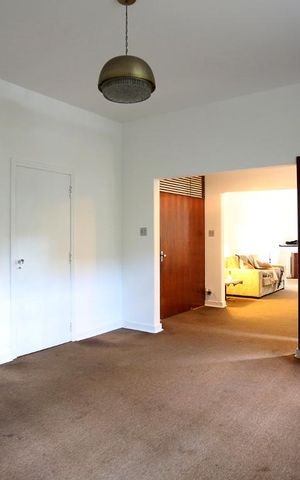 Casa à venda com 350m², 3 quartos e 4 vagas Casa à venda com 350m², 3 quartos e 4 vagasSala de Jantar