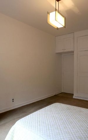Casa à venda com 350m², 3 quartos e 4 vagas Casa à venda com 350m², 3 quartos e 4 vagasQuarto Suite