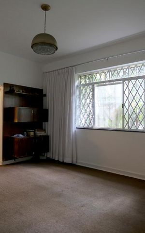 Casa à venda com 350m², 3 quartos e 4 vagas Casa à venda com 350m², 3 quartos e 4 vagasSala de Jantar