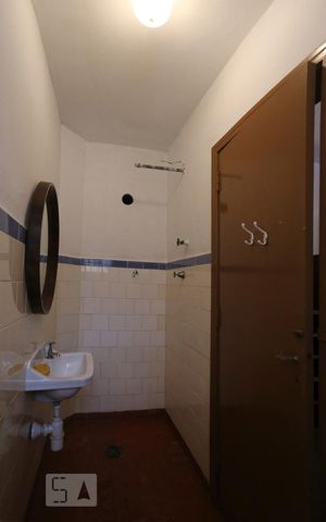 Casa à venda com 350m², 3 quartos e 4 vagas Casa à venda com 350m², 3 quartos e 4 vagasBanheiro da Ediculas 2