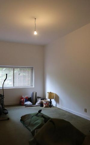 Casa à venda com 350m², 3 quartos e 4 vagas Casa à venda com 350m², 3 quartos e 4 vagasQuarto 2