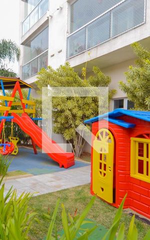 Apartamento à venda com 61m², 2 quartos e 1 vaga Apartamento à venda com 61m², 2 quartos e 1 vagaÁrea Comum - Playground