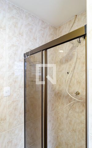 Casa para alugar com 125m², 3 quartos e 2 vagasBanheiro Social