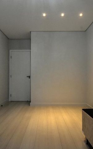 Casa à venda com 250m², 3 quartos e 3 vagas Casa à venda com 250m², 3 quartos e 3 vagasQuarto 02