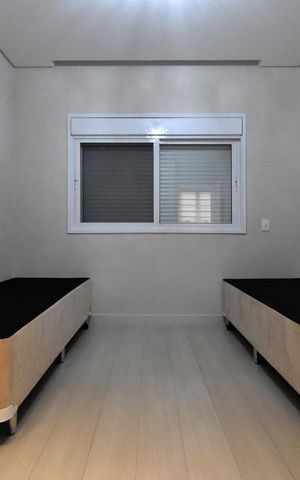 Casa à venda com 250m², 3 quartos e 3 vagas Casa à venda com 250m², 3 quartos e 3 vagasQuarto 02