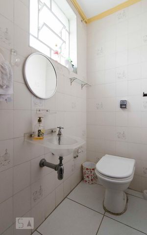 Casa para alugar com 450m², 3 quartos e 2 vagasLavabo