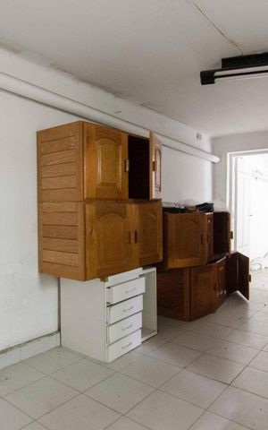 Casa para alugar com 450m², 3 quartos e 2 vagasQuarto de serviço - Edícula