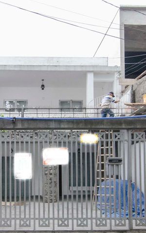 Casa para alugar com 450m², 3 quartos e 2 vagasFachada