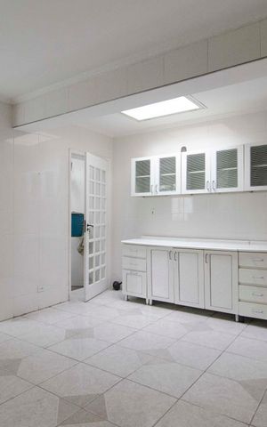 Casa para alugar com 450m², 3 quartos e 2 vagasCozinha