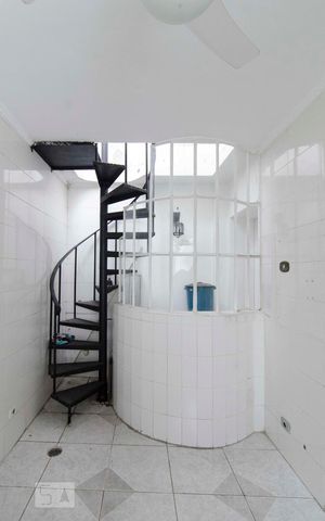 Casa para alugar com 450m², 3 quartos e 2 vagasCozinha