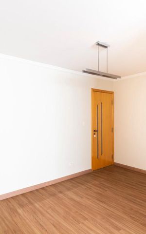 Apartamento para alugar com 68m², 2 quartos e 1 vagaSala