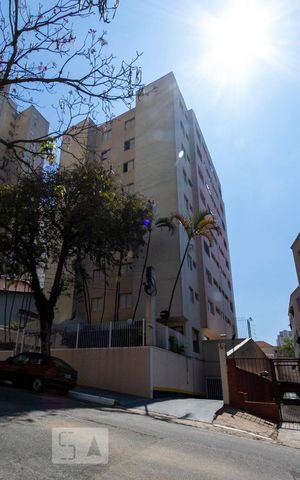 Apartamento para alugar com 68m², 2 quartos e 1 vagaFachada