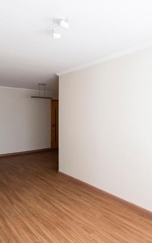 Apartamento para alugar com 68m², 2 quartos e 1 vagaSala