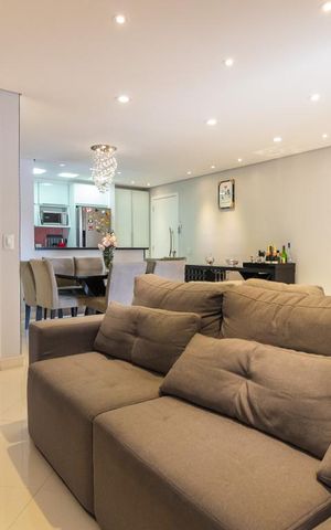 Apartamento à venda com 74m², 3 quartos e 1 vaga Apartamento à venda com 74m², 3 quartos e 1 vagaSala