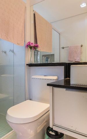 Apartamento à venda com 74m², 3 quartos e 1 vaga Apartamento à venda com 74m², 3 quartos e 1 vagaBanheiro - Suíte