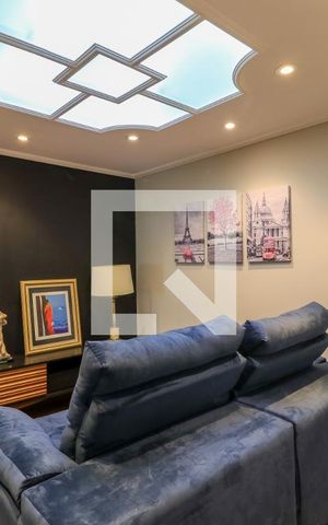 Apartamento à venda com 200m², 3 quartos e 3 vagas Apartamento à venda com 200m², 3 quartos e 3 vagasSala de TV