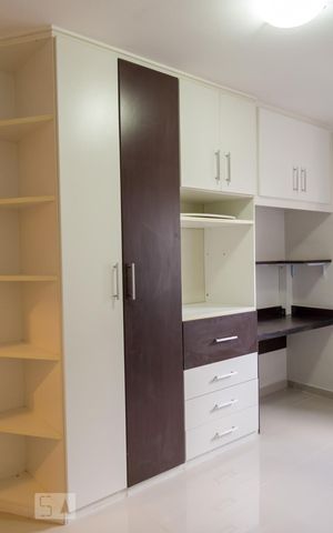 Apartamento para alugar com 134m², 4 quartos e 3 vagas Apartamento para alugar com 134m², 4 quartos e 3 vagasQuarto 3