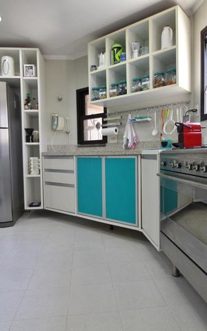 Apartamento à venda com 256m², 4 quartos e 3 vagasCozinha
