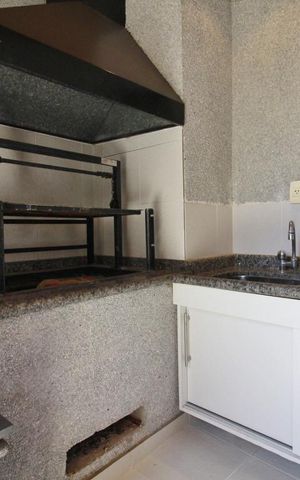 Apartamento à venda com 256m², 4 quartos e 3 vagasVaranda gourmet