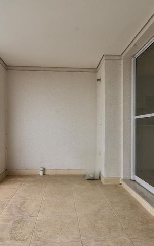 Apartamento para alugar com 75m², 2 quartos e 2 vagas Apartamento para alugar com 75m², 2 quartos e 2 vagasVaranda