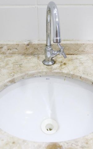 Apartamento à venda com 55m², 2 quartos e 1 vaga Apartamento à venda com 55m², 2 quartos e 1 vagaBanheiro 2