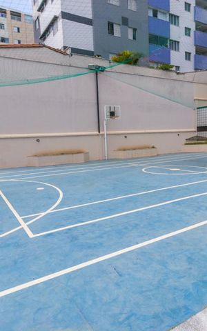 Apartamento à venda com 130m², 3 quartos e 3 vagas Apartamento à venda com 130m², 3 quartos e 3 vagasQuadra