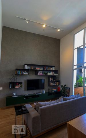 Apartamento à venda com 105m², 1 quarto e 2 vagas Apartamento à venda com 105m², 1 quarto e 2 vagasPé Direito Alto Sala