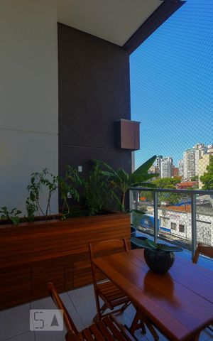 Apartamento à venda com 105m², 1 quarto e 2 vagas Apartamento à venda com 105m², 1 quarto e 2 vagasVaranda
