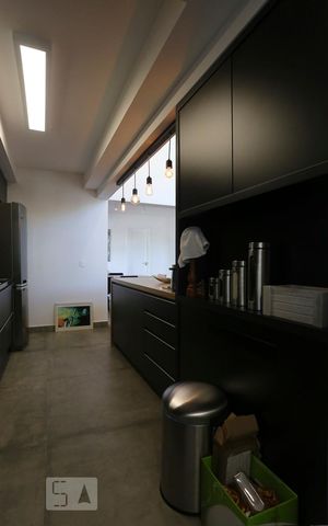 Apartamento à venda com 105m², 1 quarto e 2 vagas Apartamento à venda com 105m², 1 quarto e 2 vagasCozinha
