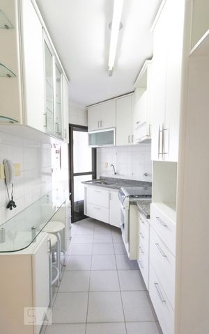 Apartamento para alugar com 72m², 3 quartos e 2 vagasCozinha 