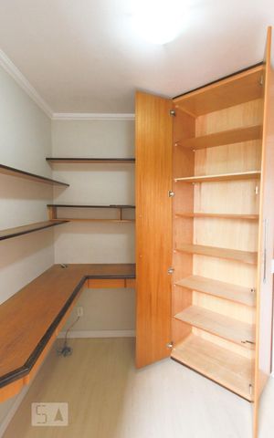 Apartamento para alugar com 72m², 3 quartos e 2 vagasQuarto 2 