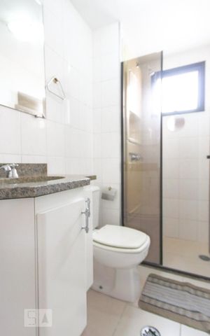 Apartamento para alugar com 72m², 3 quartos e 2 vagasBanheiro 