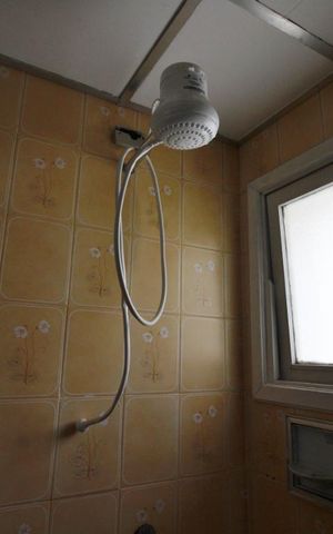 Apartamento para alugar com 83m², 3 quartos e 1 vagaChuveiro