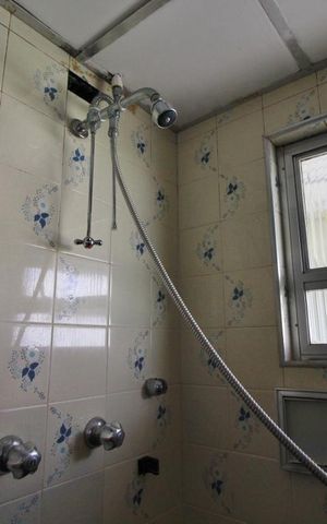 Apartamento para alugar com 83m², 3 quartos e 1 vagaChuveiro