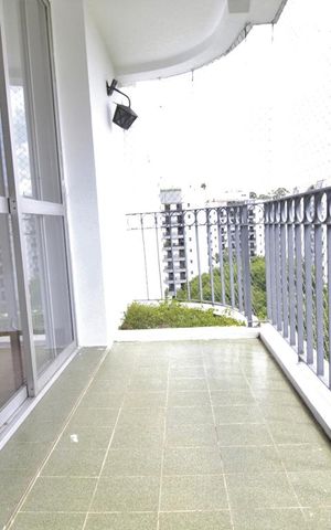 Apartamento para alugar com 83m², 3 quartos e 1 vagaVaranda