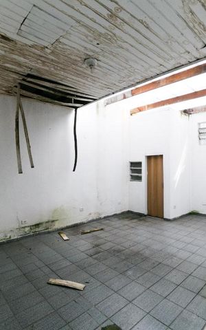 Casa à venda com 150m², 2 quartos e 1 vaga Casa à venda com 150m², 2 quartos e 1 vagaQuintal