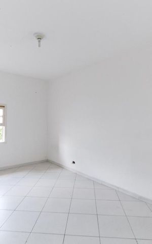 Casa à venda com 150m², 2 quartos e 1 vaga Casa à venda com 150m², 2 quartos e 1 vagaQuarto