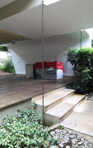 Casa para alugar com 1000m², 4 quartos e 5 vagas Casa para alugar com 1000m², 4 quartos e 5 vagasGaragem